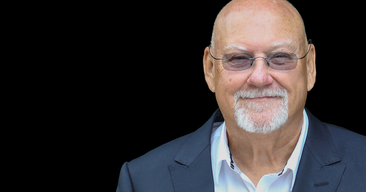 Celebrity Speakers Hire Sir Ray Avery for your next event.